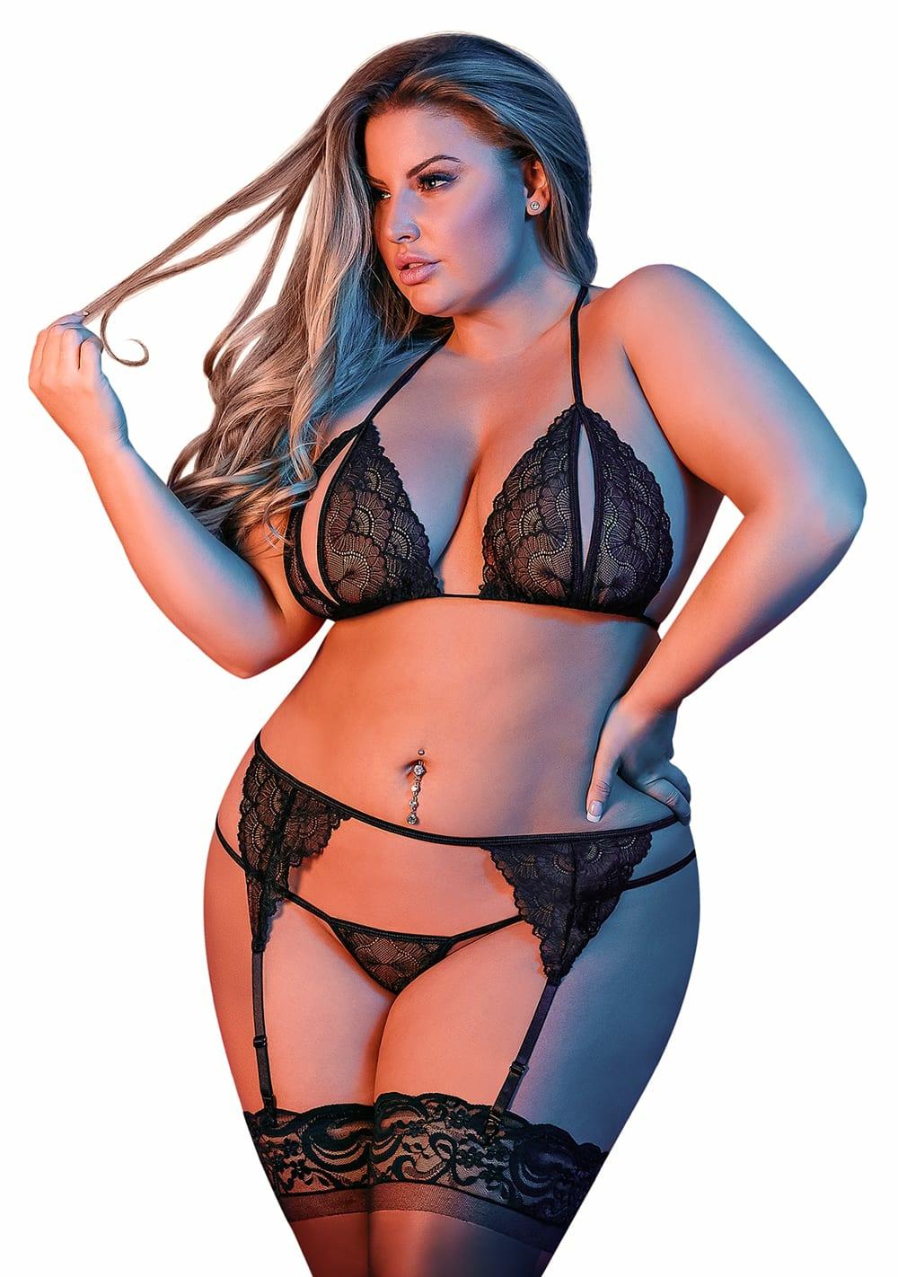 Sexy Time Peek-A-Boo Bra, Garter And G-Set – Queen Size Lingerie Black